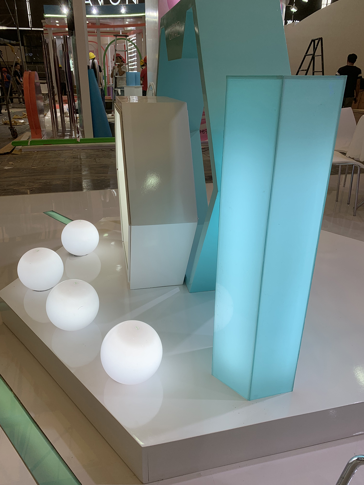 VAQUA活泉|美博会展台设计搭建施工现场05